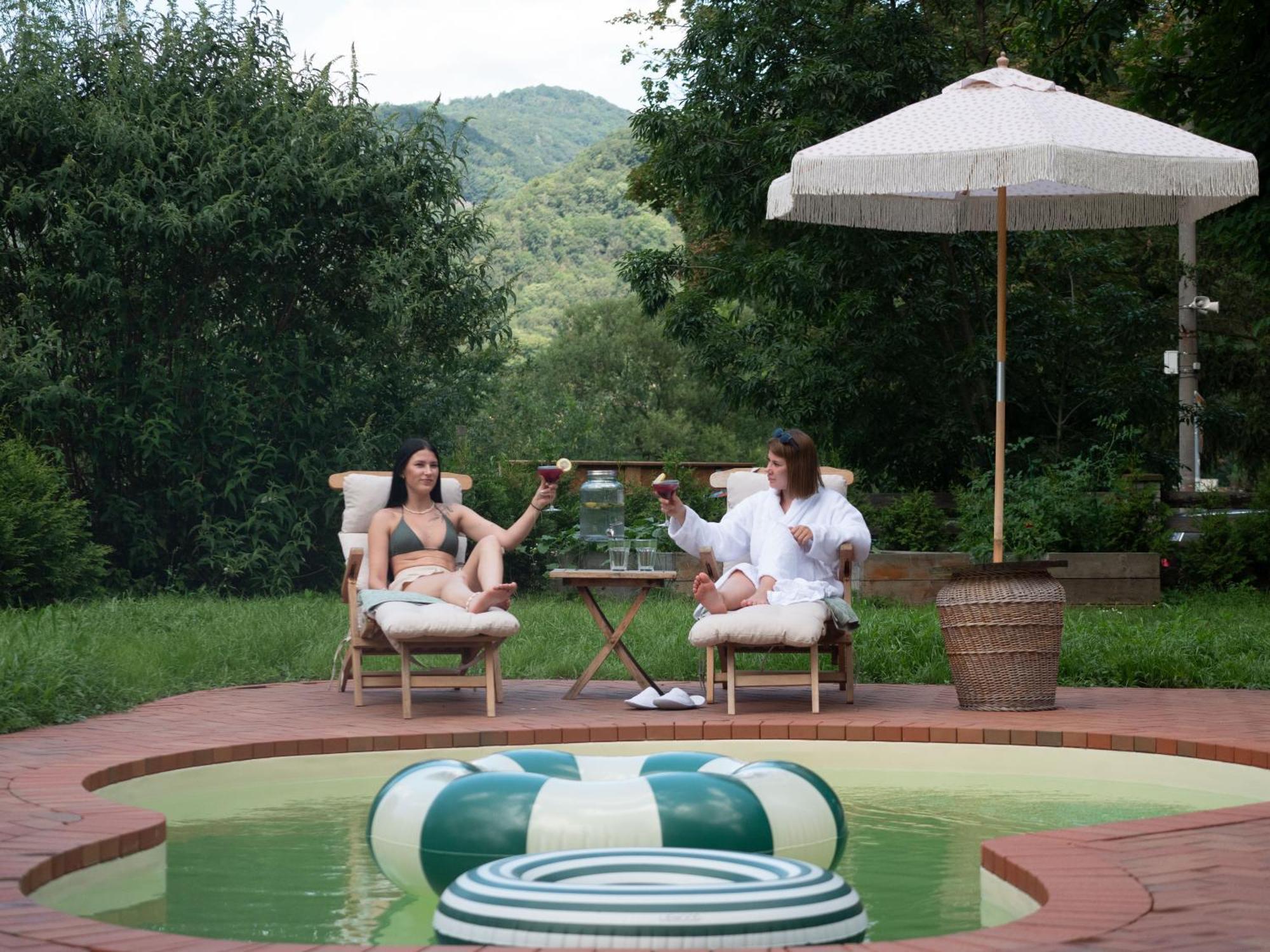 Sebuzinka Bed & Breakfast Usti nad Labem Luaran gambar